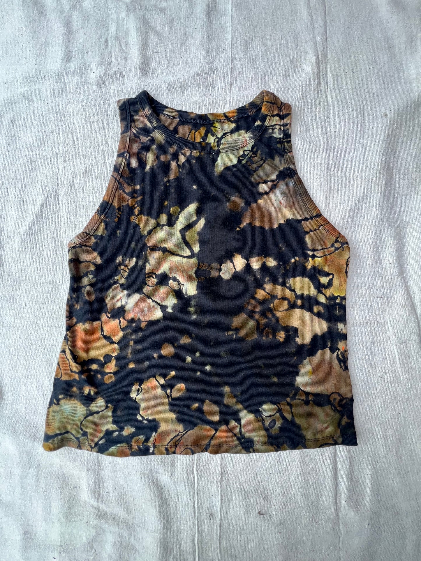 XXL women's camo geode cropped tank