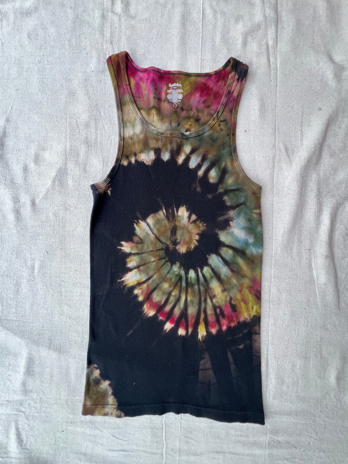 M men's/unisex spiral tank top
