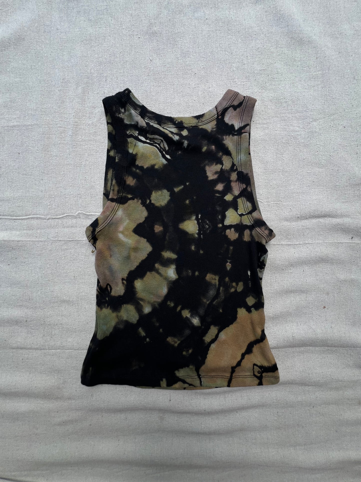 S women's camo geode cropped tank