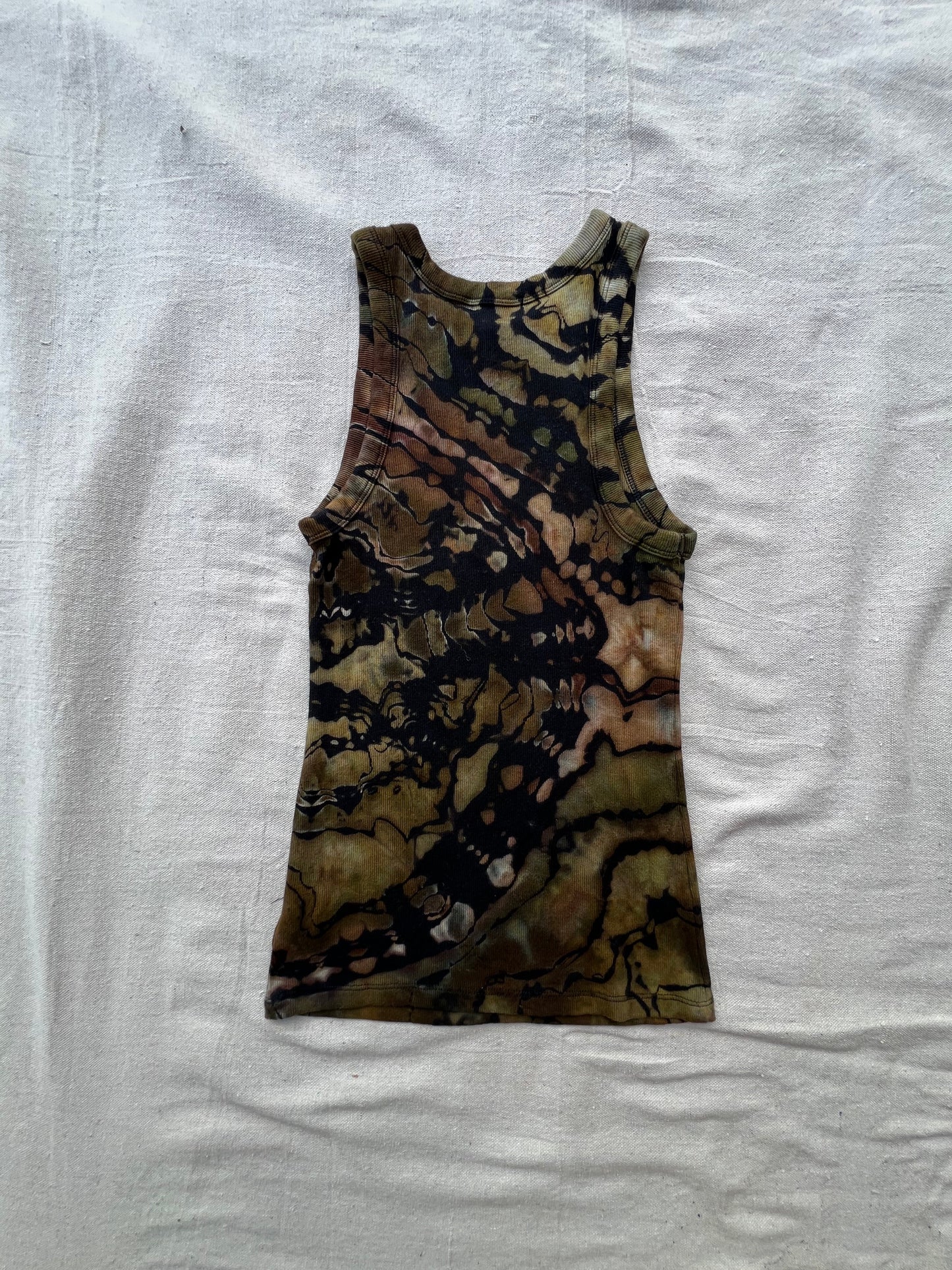 M women's camo geode tank