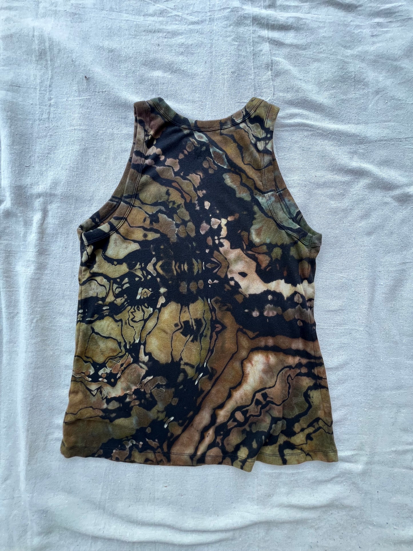 XXL women's camo geode tank