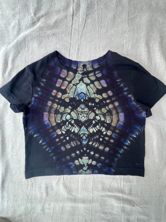 S women's amulet boxy crop