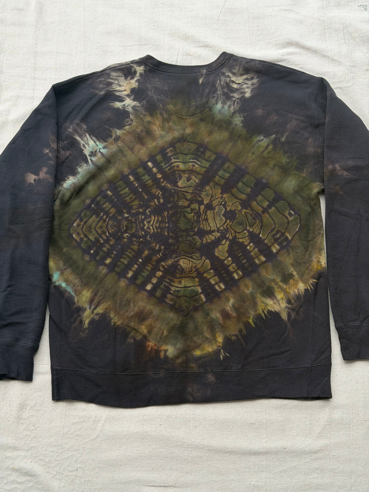 L Talisman Sweatshirt