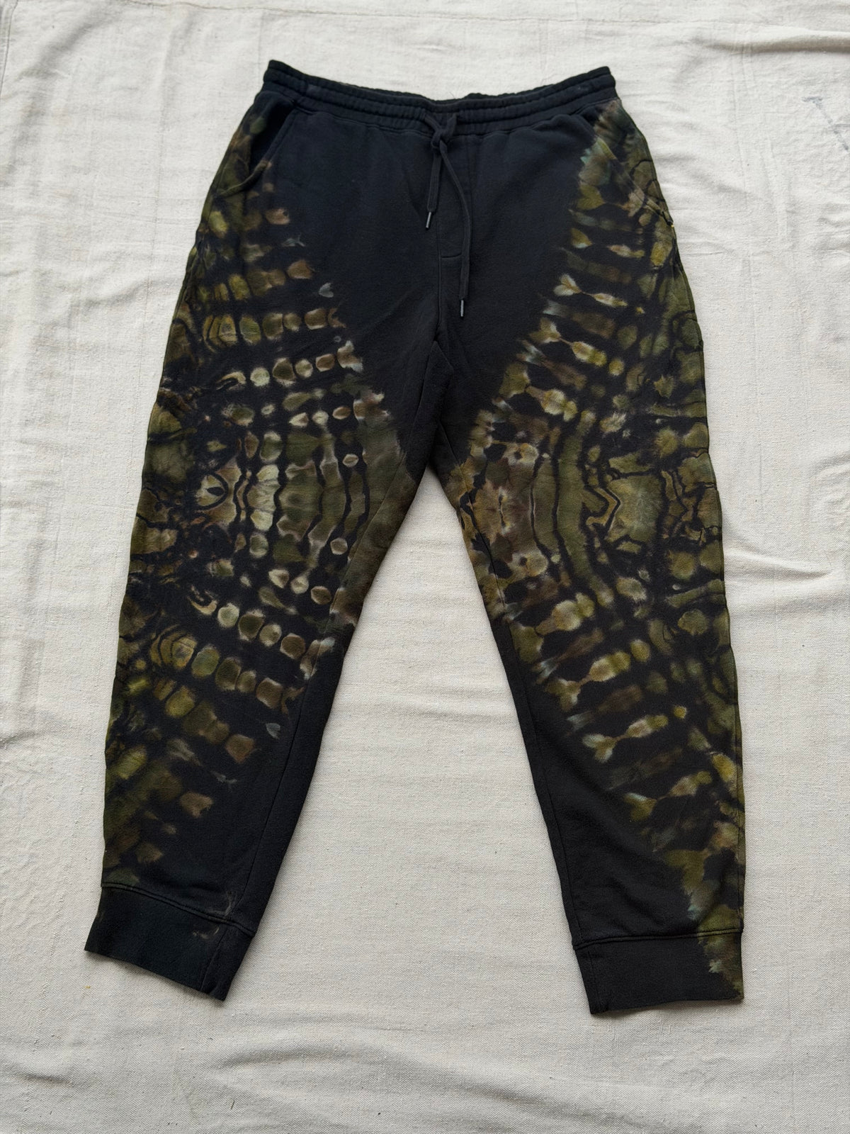 L Earth Talisman Sweatpants