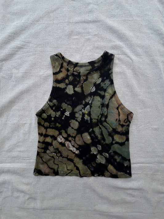 XL women's camo geode cropped tank