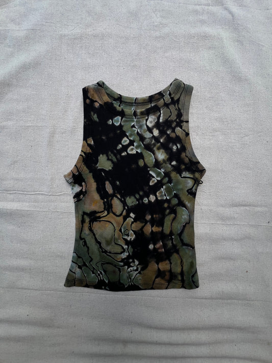 XS women's camo geode cropped tank