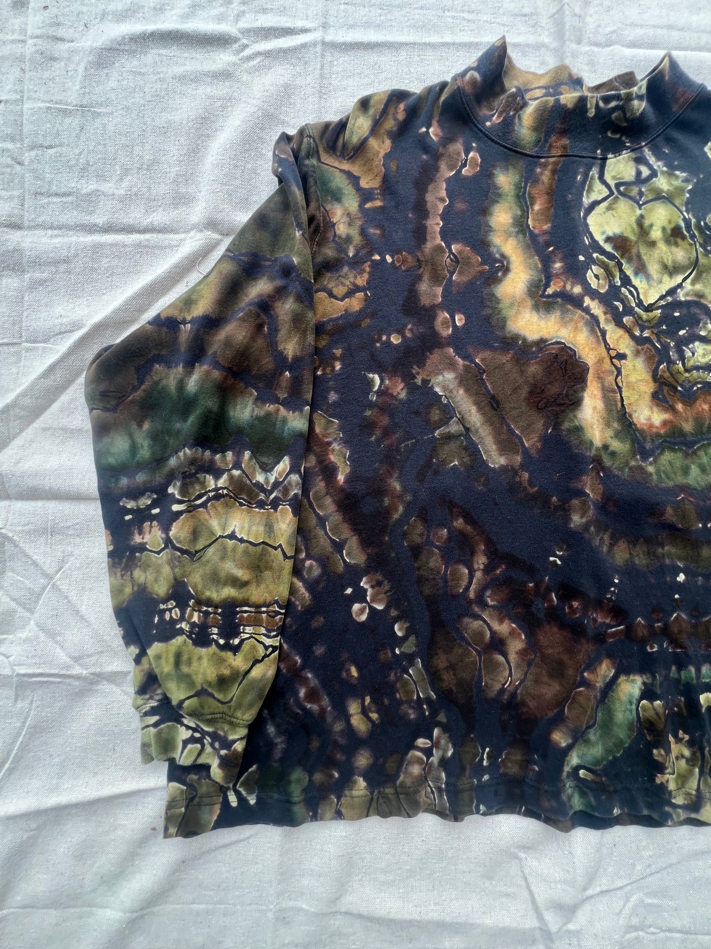XXXL Geode Mock Turtleneck Long Sleeve T-shirt