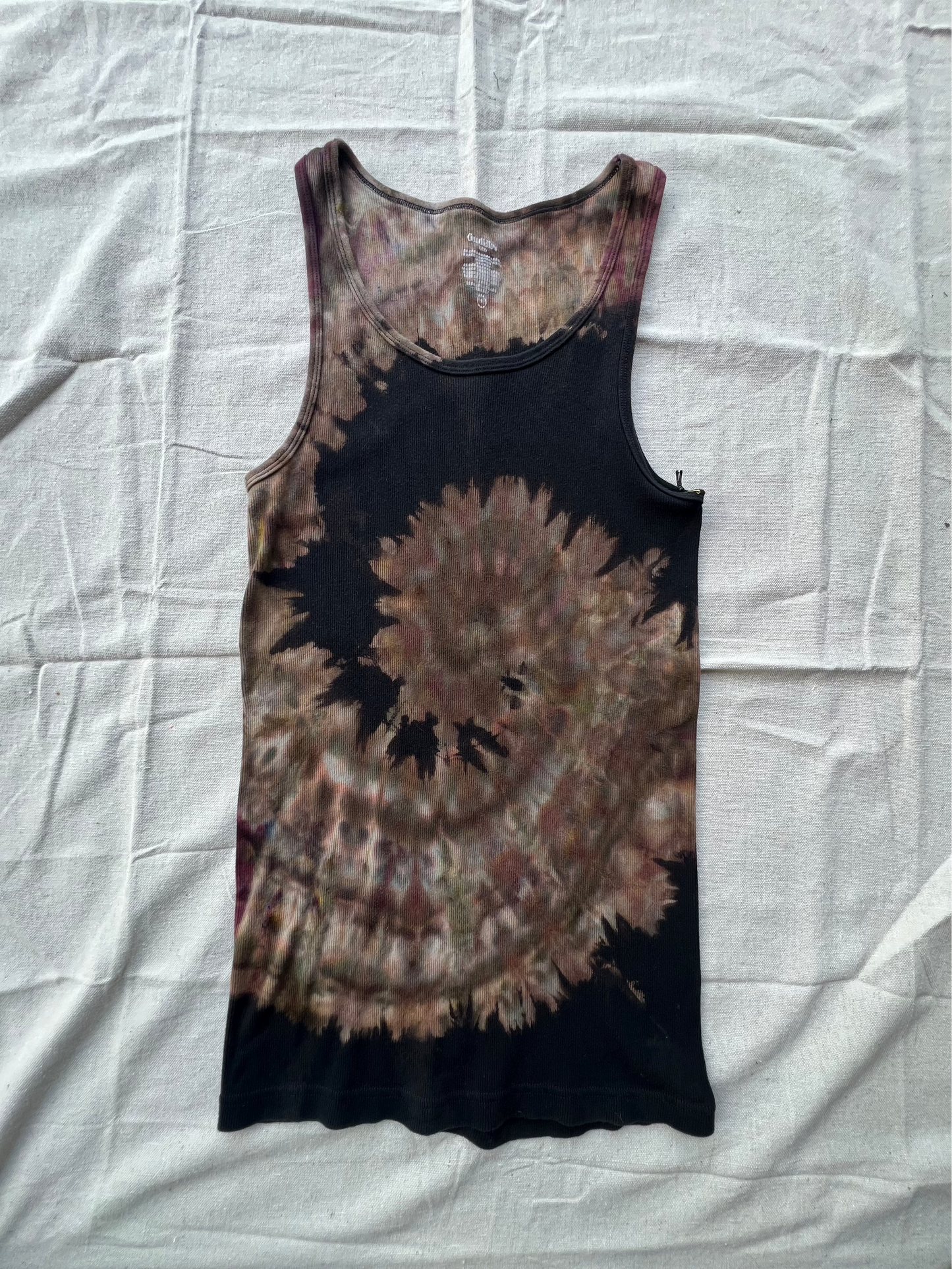 M men's/unisex spiral tank top