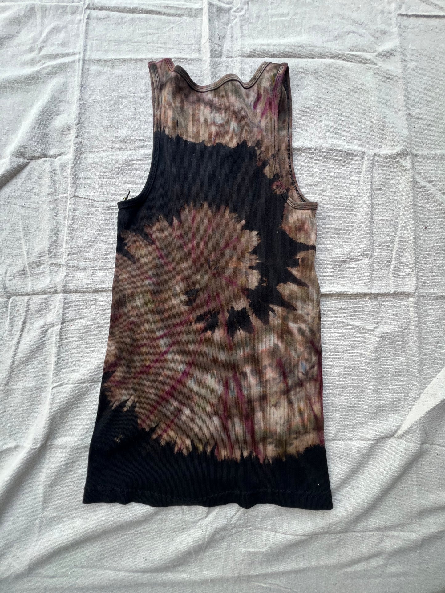 M men's/unisex spiral tank top