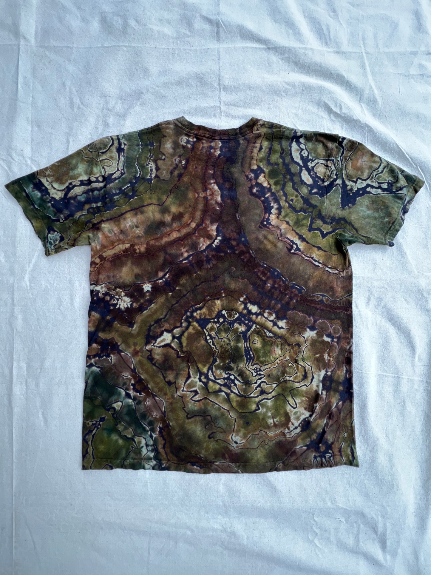 XL Camo Talisman + Geode T-Shirt